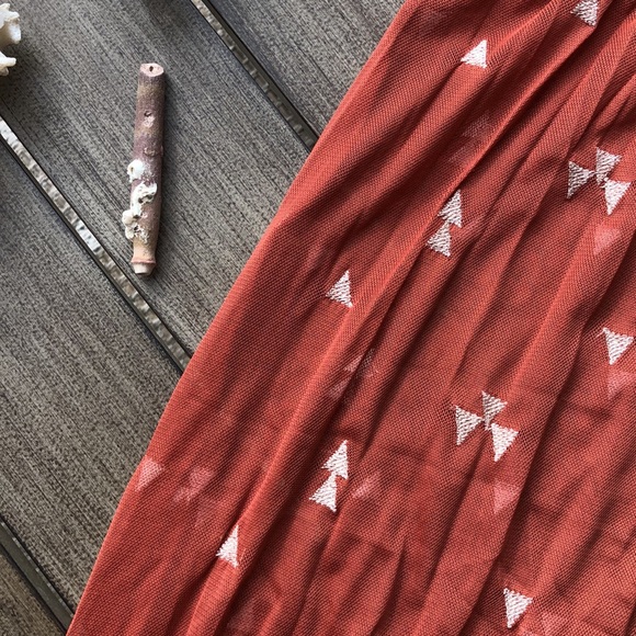 🌴🔆HURLEY- EMBROIDERED MESH COVER UP DRESS🔆🌴 - Picture 9 of 14